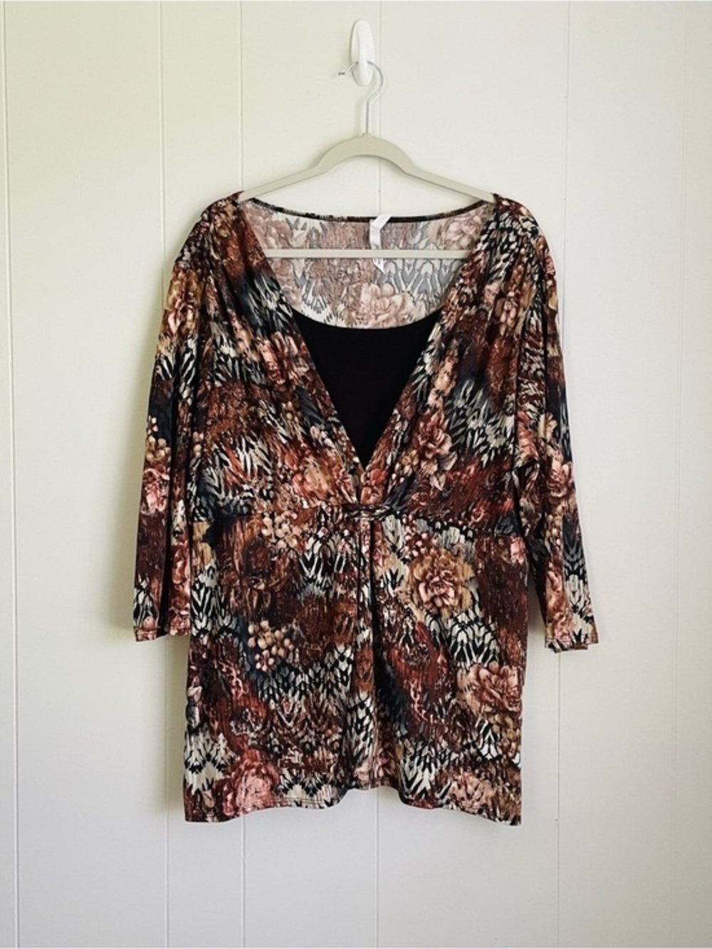 NY Collection Woman Printed Tunic Top Brown Black Blush Long Sleeve V-Neck